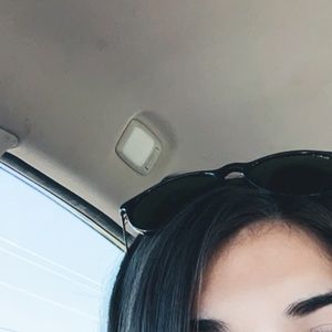 Meet your Posher, Macey